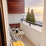 Апартамент Sea Sunrise, Complex Carpe Diem, Free Parking Балчик