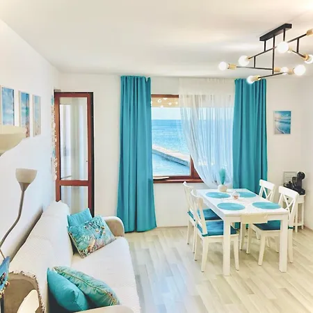 Апартамент Sea Sunrise, Complex Carpe Diem, Free Parking *
