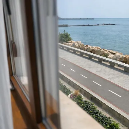 Sea Sunrise, Complex Carpe Diem, Free Parking בלצ'יק